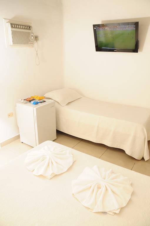 Hostal De La Costa Villa Carlos Paz Extérieur photo